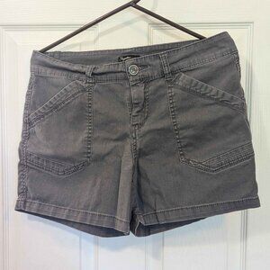 UNIONBAY Size 10 Dark Gray Shorts